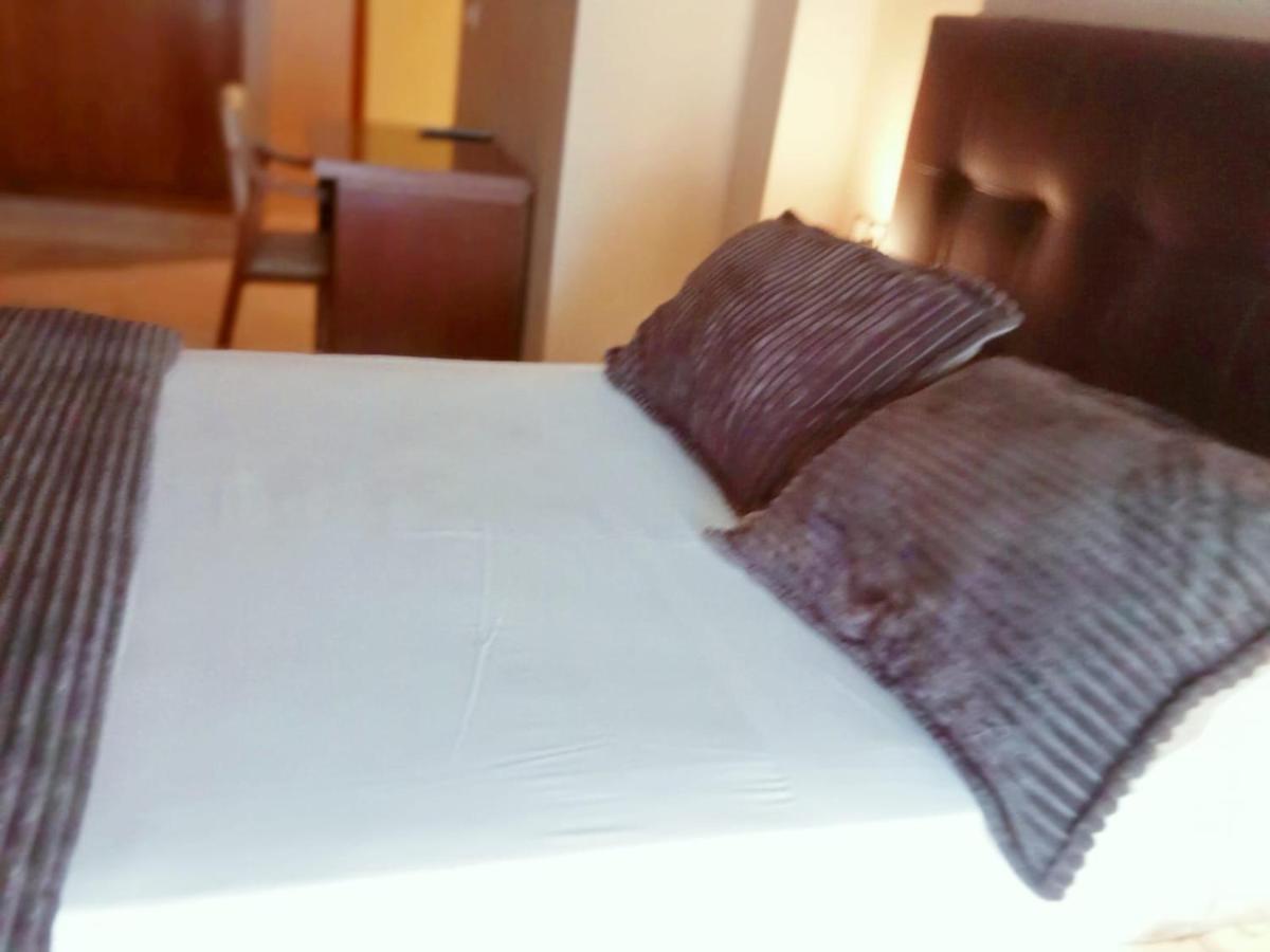 Hotel Sol Sanlucar Sanlúcar la Mayor Esterno foto