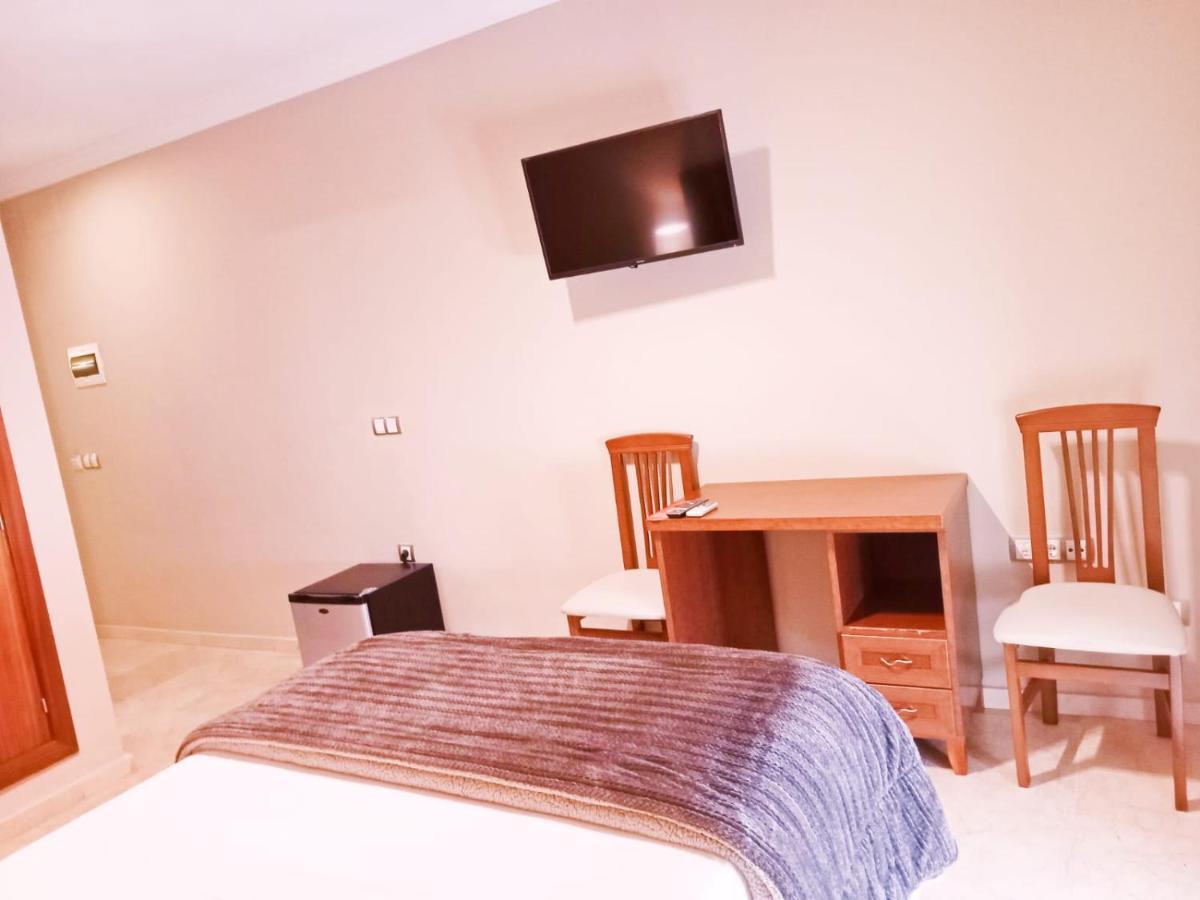 Hotel Sol Sanlucar Sanlúcar la Mayor Esterno foto
