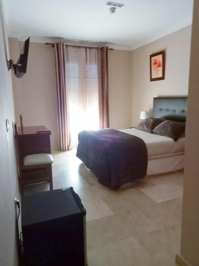 Hotel Sol Sanlucar Sanlúcar la Mayor Esterno foto