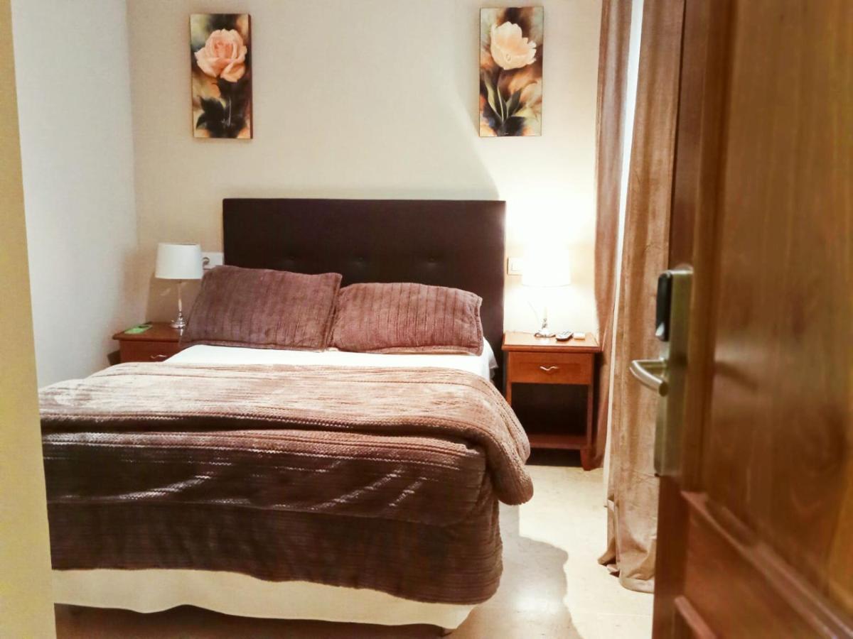 Hotel Sol Sanlucar Sanlúcar la Mayor Esterno foto